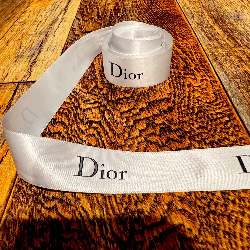 Authentic DIOR Ribbon - Picture 1 of 3